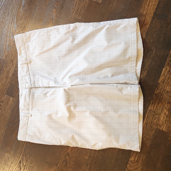 Men's Size 38 Pebble Beach Performance Shorts - Picture 1 of 3